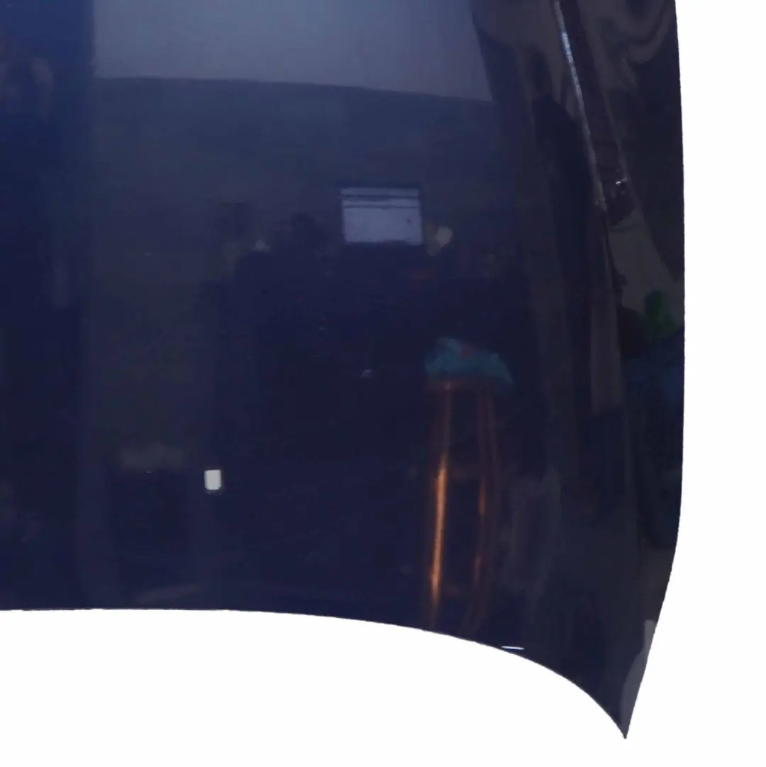 Maska Pokrywa Silnika Tiefseeblau - A76 do BMW E60 o numerze 7111385 BMW E60 Maska Pokrywa Silnika Tiefseeblau - A76 - SKU 7111385-DSB - Numer Części 7111385