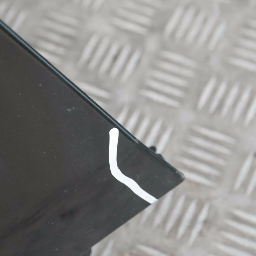 Błotnik lewy przedni black sapphire do BMW E60 E61 o numerze 7111429 BMW E60 E61 Błotnik lewy przedni black sapphire - SKU 7111429-BS - Numer Części 7111429