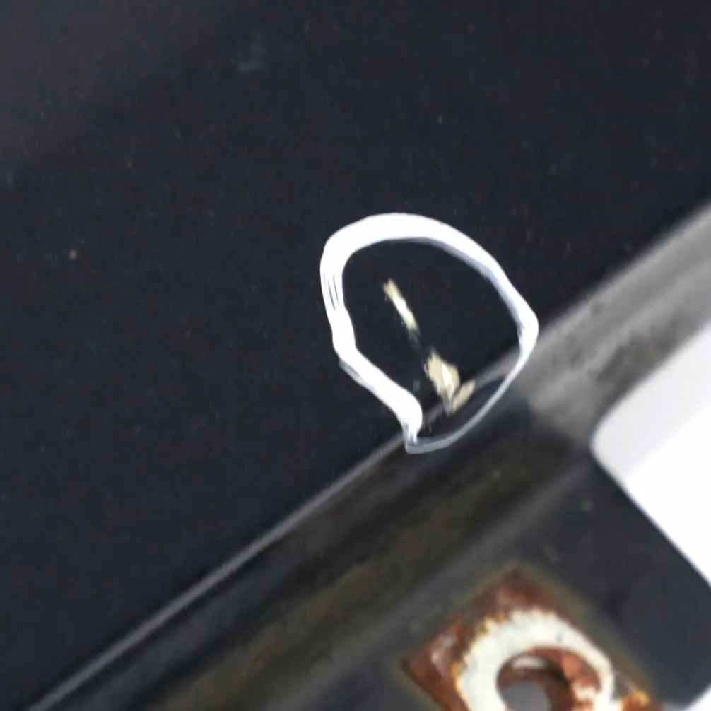 Pannello Anteriore Sinistro Parafango Laterale Carbonschwarz - 416 per BMW E60 E61 con numero di parte 7111429 BMW E60 E61 Pannello Anteriore Sinistro Parafango Laterale Carbonschwarz - 416 - SKU 7111429-CAR4 - Numero di parte 7111429