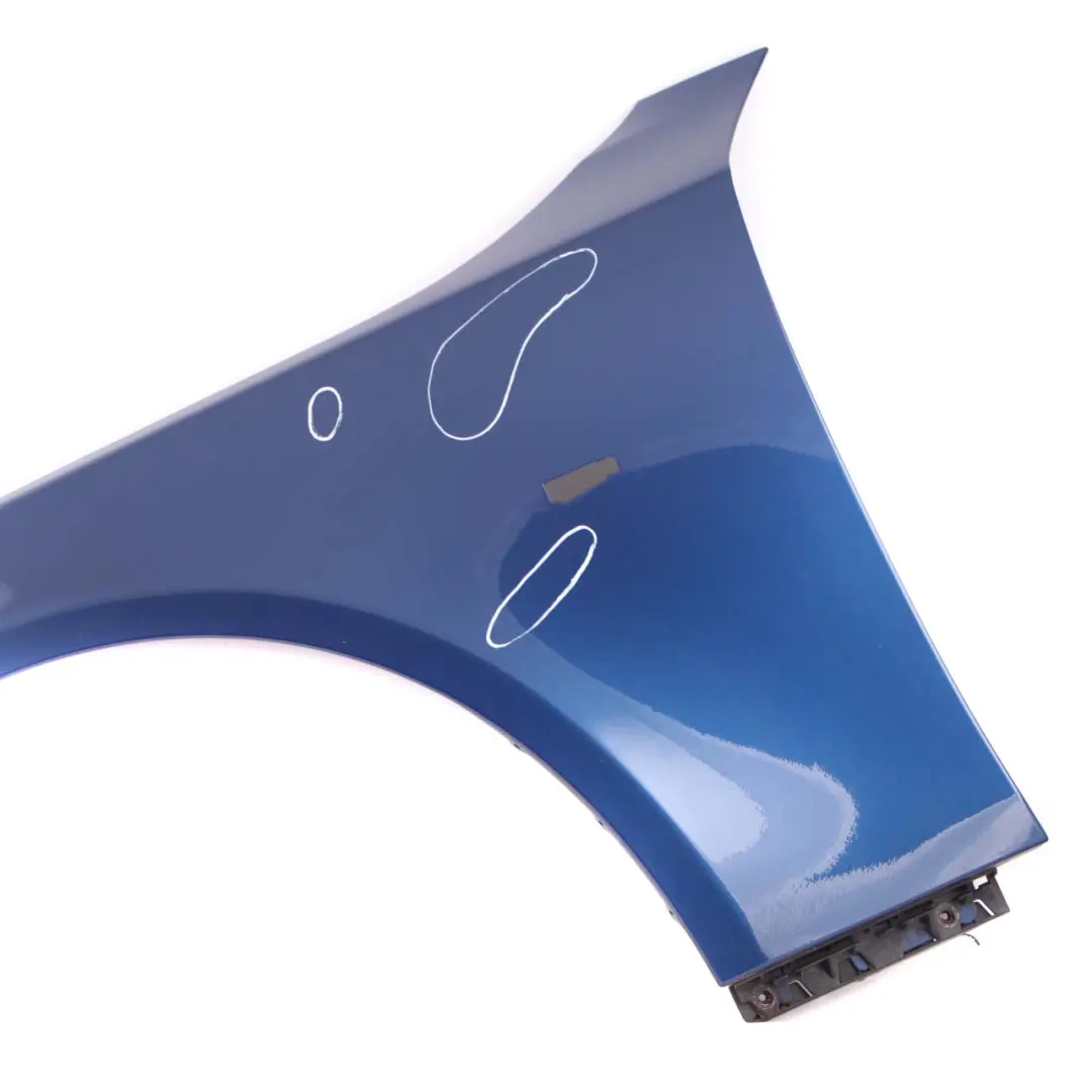 Panneau Latéral Avant Gauche Aile Avant Gauche Bleu Le Mans - 381 pour BMW E60 E61 à propos du numéro de pièce 7111429 BMW E60 E61 Panneau Latéral Avant Gauche Aile Avant Gauche Bleu Le Mans - 381 - SKU 7111429-LMB - Numéro de pièce 7111429