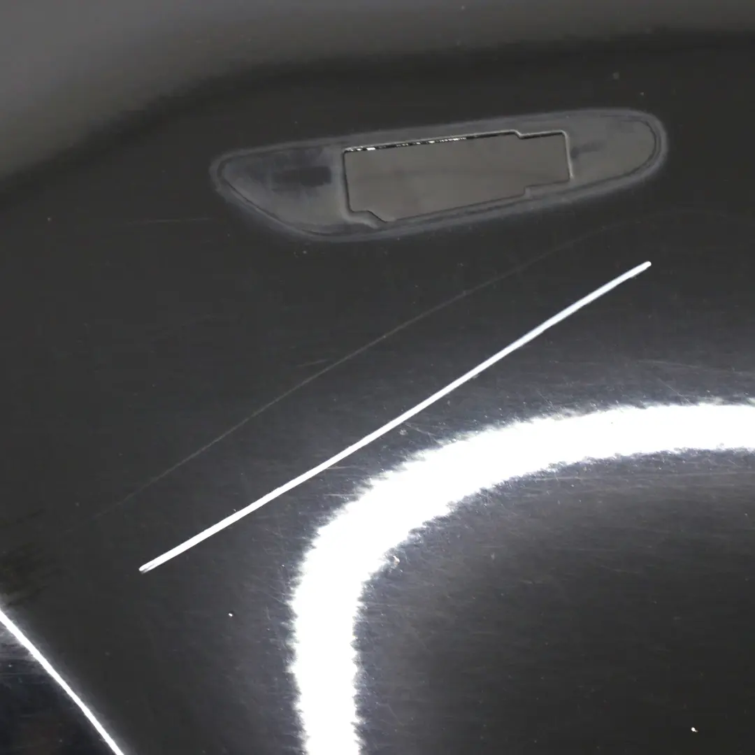 Błotnik Lewy Przedni Schwarz II Czarny - 668 do BMW E60 E61 o numerze 7111429 BMW E60 E61 Błotnik Lewy Przedni Schwarz II Czarny - 668 - SKU 7111429-SCH - Numer Części 7111429