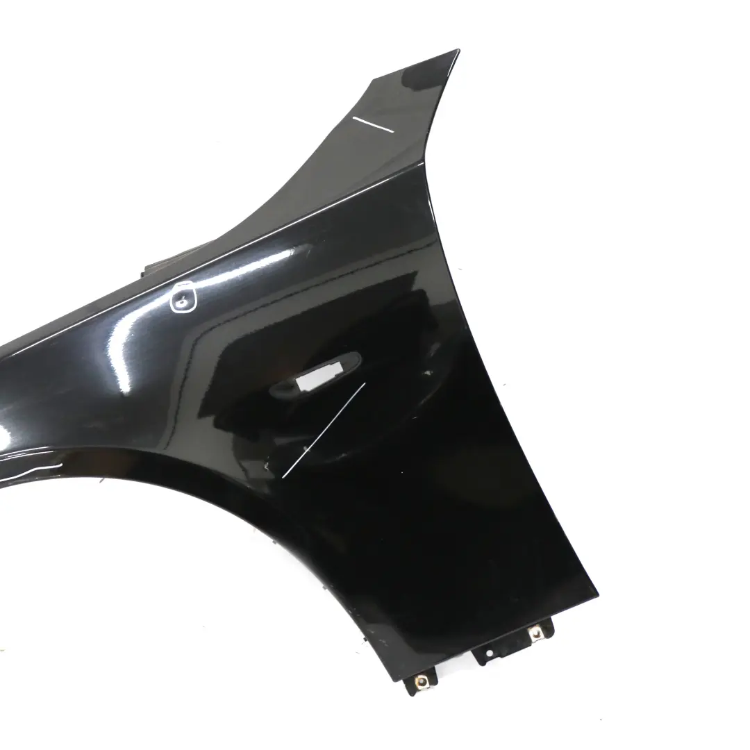 BMW E60 E61 Panneau latéral de l'aile avant gauche Schwarz 2 Black - 668 - SKU 7111429-SCH - Numéro de pièce 7111429