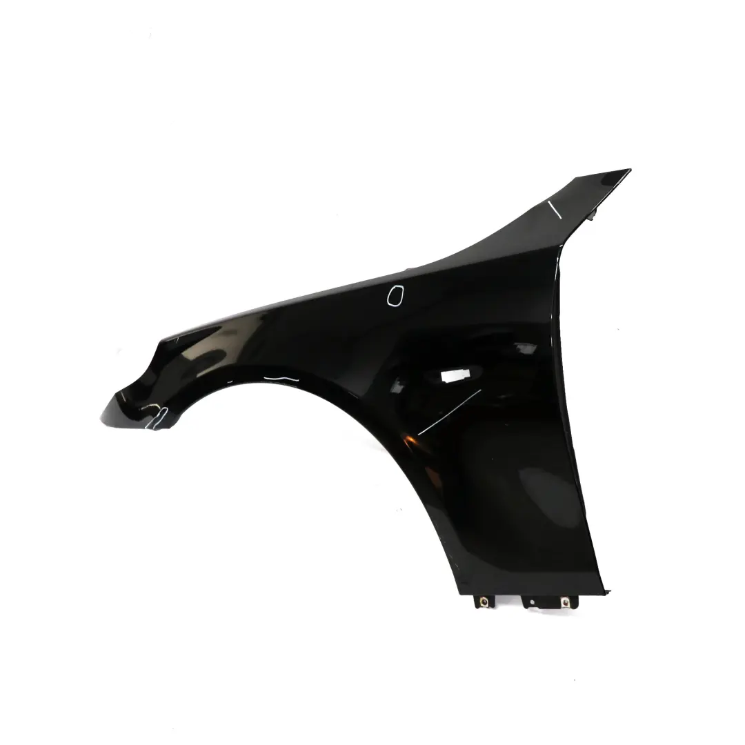 BMW E60 E61 Panneau latéral de l'aile avant gauche Schwarz 2 Black - 668 - SKU 7111429-SCH - Numéro de pièce 7111429