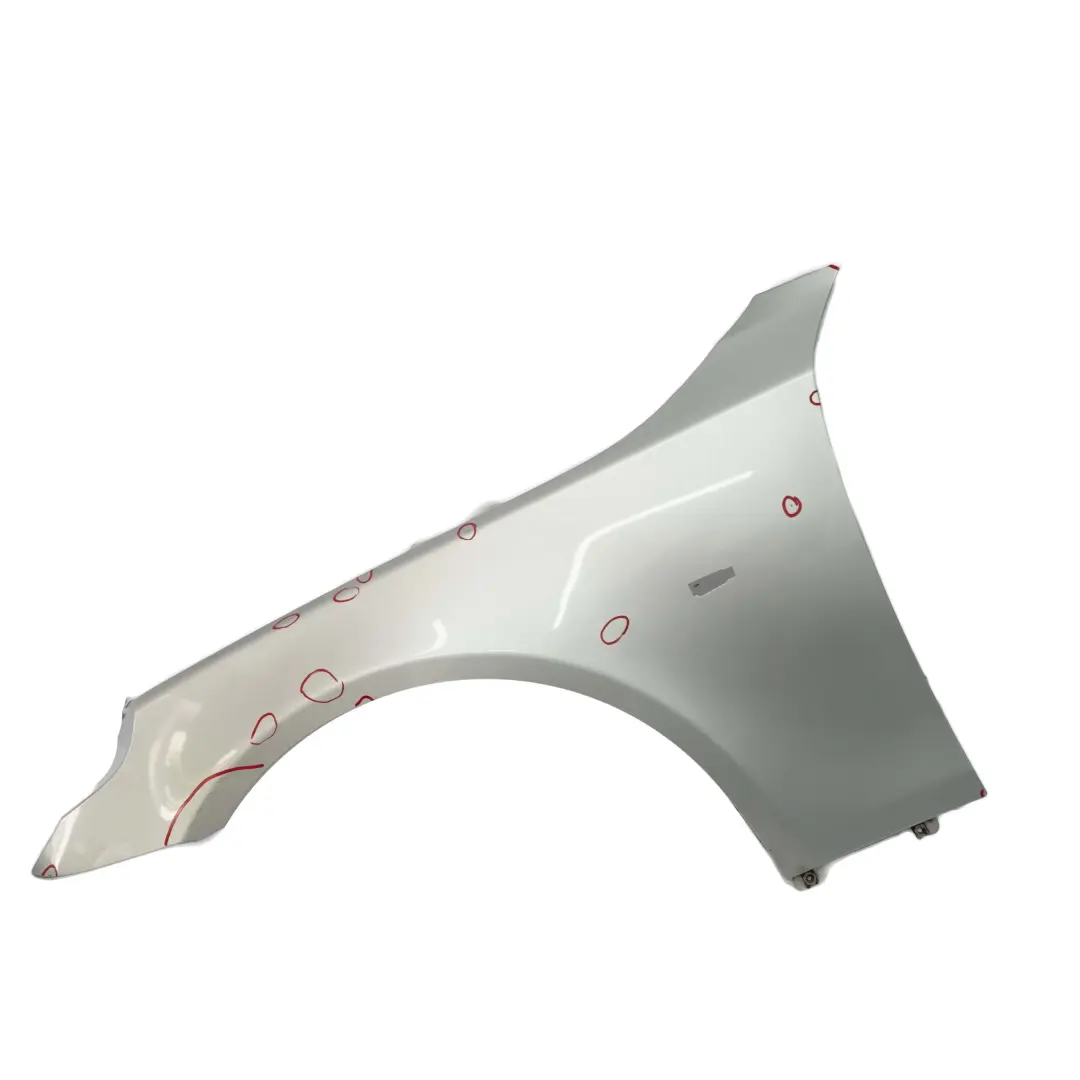 Wing Panel Delantero Izquierdo Fender Titan Silver Metallic para BMW E60 E61 con número de pieza 7111429 BMW E60 E61 Wing Panel Delantero Izquierdo Fender Titan Silver Metallic - SKU 7111429-TS4 - Número de pieza 7111429