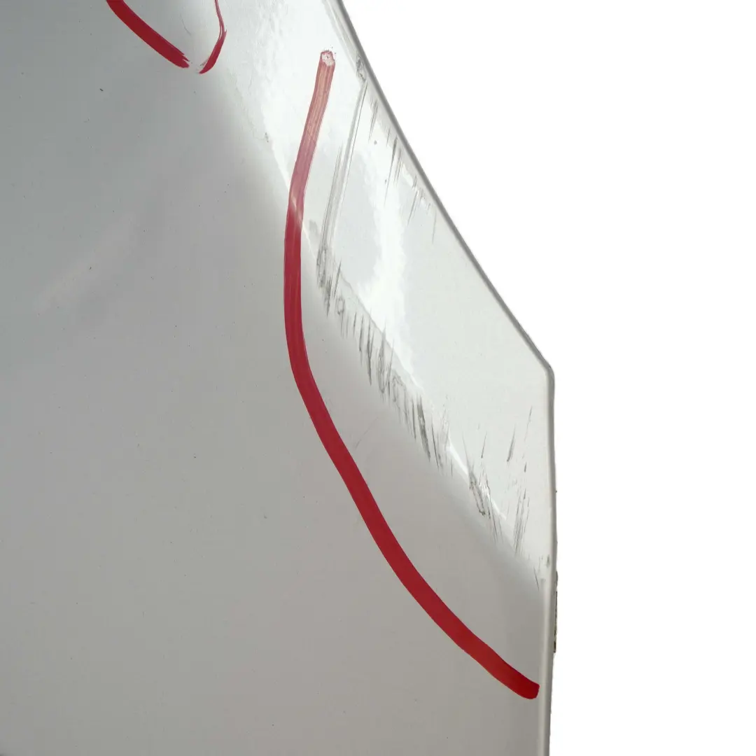 Parafango Anteriore Sinistro Titan Silver Metallic - 354 per BMW E60 E61 con numero di parte 7111429 BMW E60 E61 Parafango Anteriore Sinistro Titan Silver Metallic - 354 - SKU 7111429-TS4 - Numero di parte 7111429