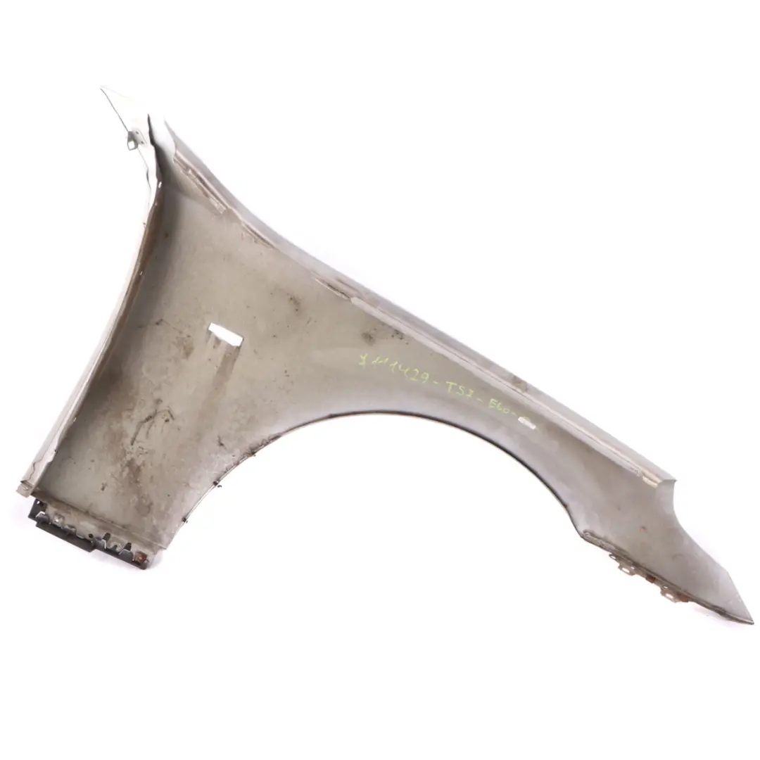 Wing Panel Front Left N/S Side Fender Titan Silver Metallic - 354 to BMW E60 E61 with Part number 7111429 BMW E60 E61 Wing Panel Front Left N/S Side Fender Titan Silver Metallic - 354 - SKU 7111429-TS7 - Part number 7111429