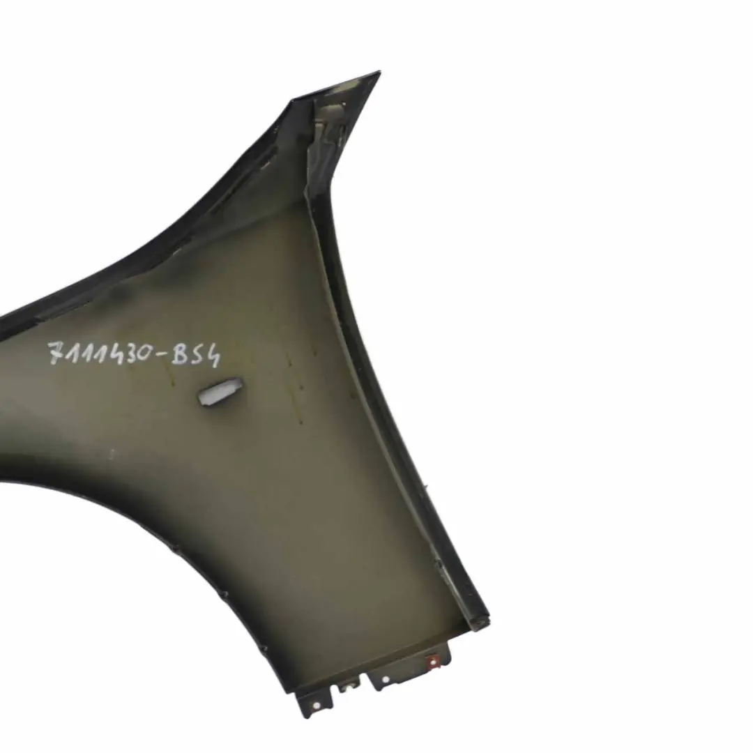 BMW E60 Panel Lateral Guardabarros Delantero Derecho Negro Zafiro Metalico 475 - SKU 7111430-BS4 - Número de pieza 7111430