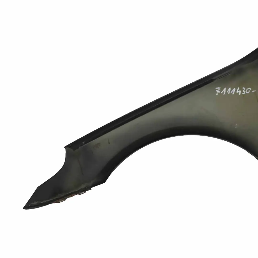 BMW E60 Panel Lateral Guardabarros Delantero Derecho Negro Zafiro Metalico 475 - SKU 7111430-BS4 - Número de pieza 7111430