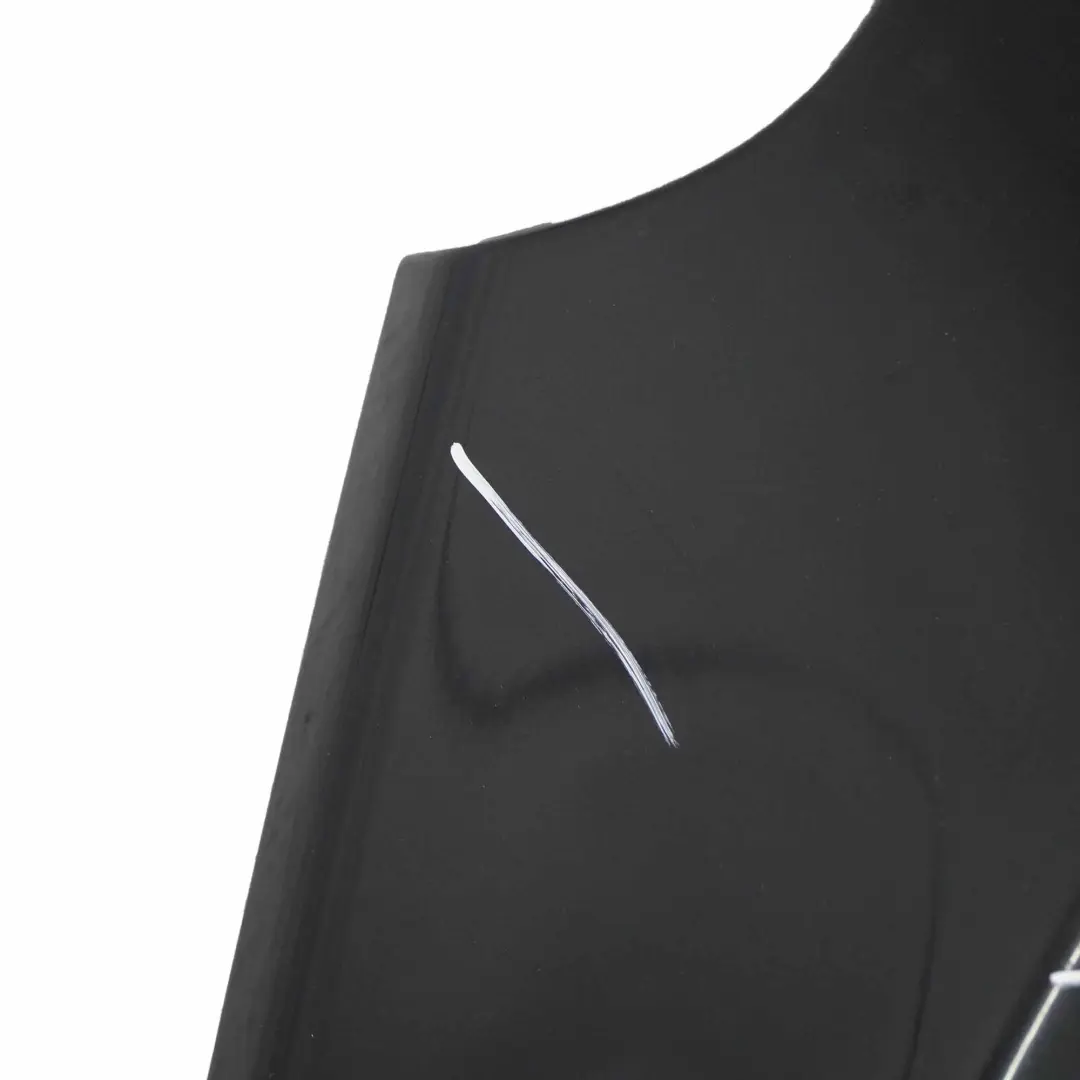 Panneau d'aile avant droit Black Sapphire Saphir Noir Metallise - 475 pour BMW E60 à propos du numéro de pièce 7111430 BMW E60 Panneau d'aile avant droit Black Sapphire Saphir Noir Metallise - 475 - SKU 7111430-BS5 - Numéro de pièce 7111430