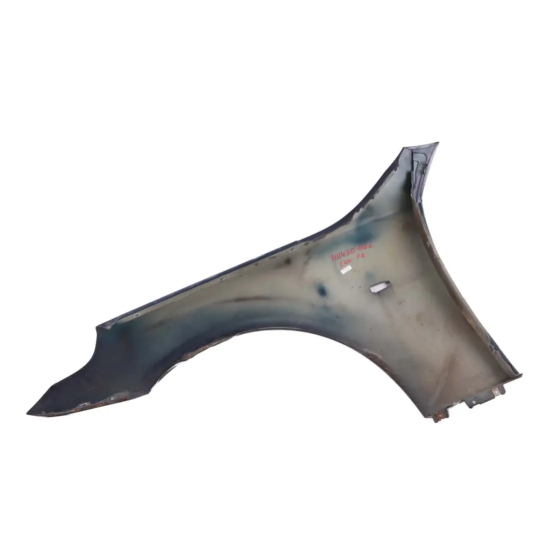 Parafango Anteriore Destro Pannello Laterale Orientblau Blu 317 per BMW E60 E61 con numero di parte 7111430 BMW E60 E61 Parafango Anteriore Destro Pannello Laterale Orientblau Blu 317 - SKU 7111430-OB2 - Numero di parte 7111430