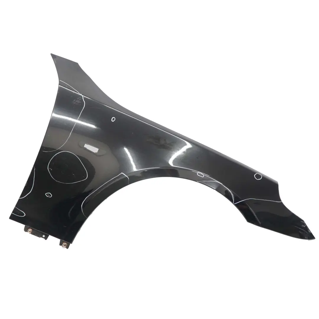 Front Right Wing Fender Side Panel O/S Schwarz 2 Black 668 to BMW 5 E60 E61 2 with Part number 7111430 BMW 5 E60 E61 2 Front Right Wing Fender Side Panel O/S Schwarz 2 Black 668 - SKU 7111430-SCH2 - Part number 7111430
