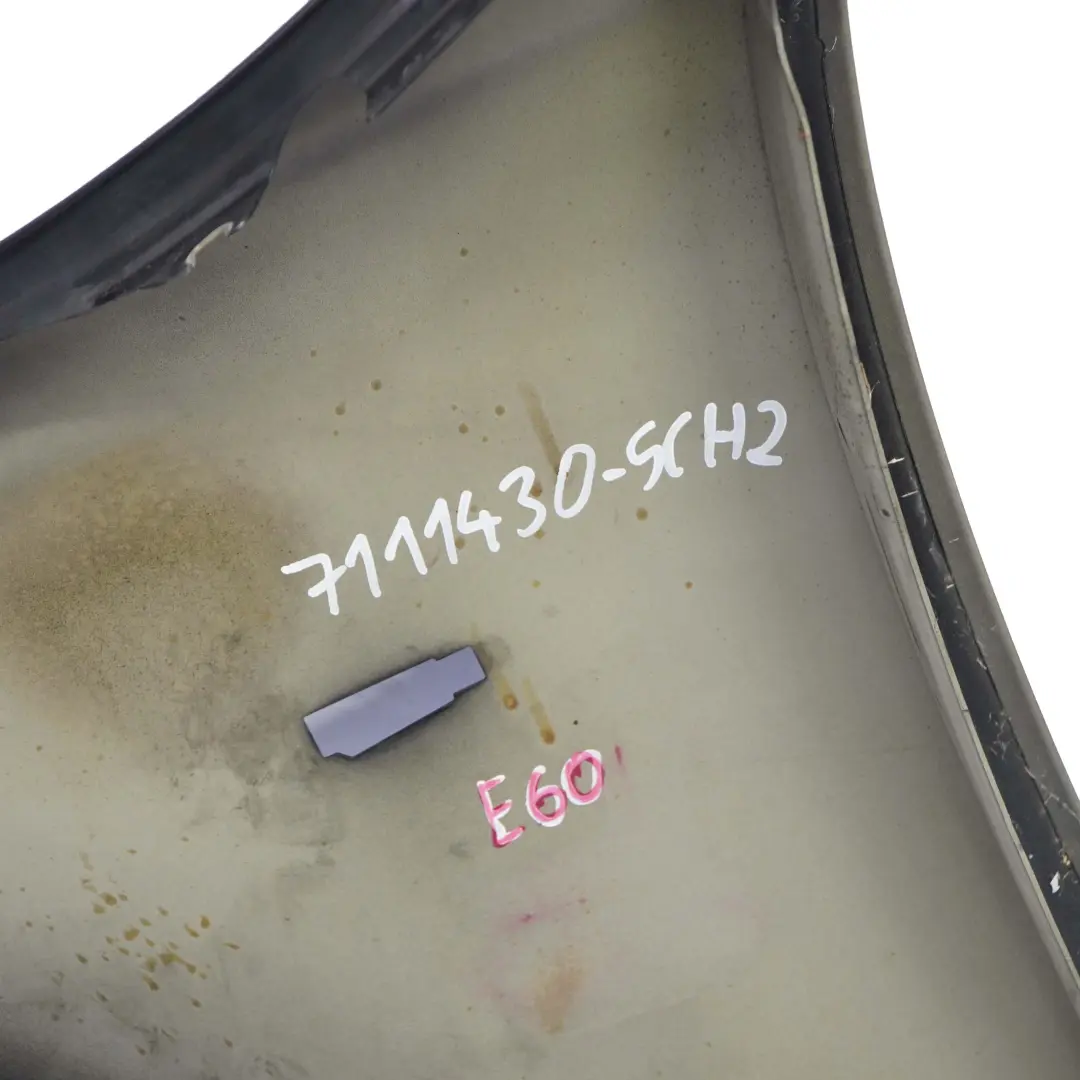 Front Right Wing Fender Side Panel O/S Schwarz 2 Black 668 to BMW 5 E60 E61 2 with Part number 7111430 BMW 5 E60 E61 2 Front Right Wing Fender Side Panel O/S Schwarz 2 Black 668 - SKU 7111430-SCH2 - Part number 7111430