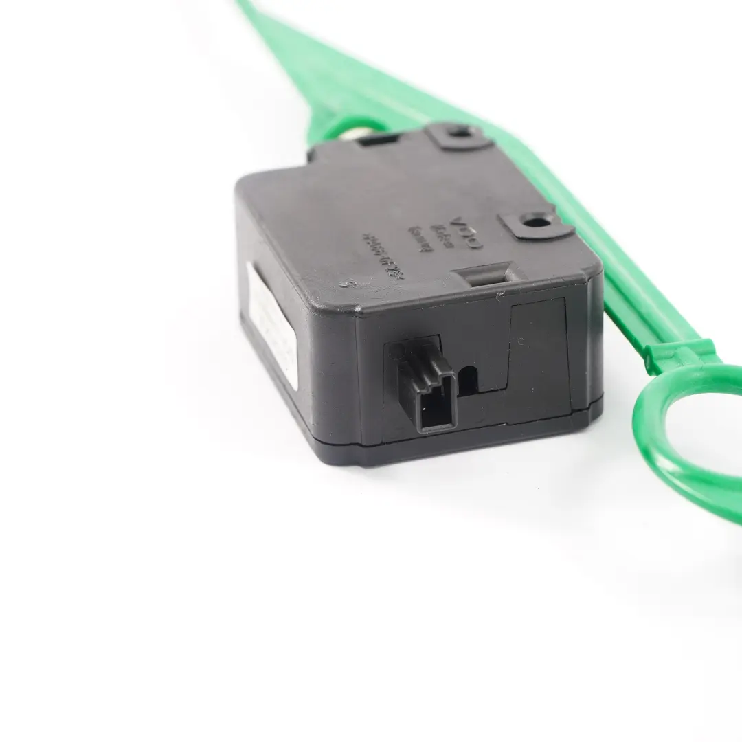 Actuateur Cache pour Reservoir pour Mini Cabriolet R52 à propos du numéro de pièce 7112132 Mini Cabriolet R52 Actuateur Cache pour Reservoir - SKU 7112132 - Numéro de pièce 7112132