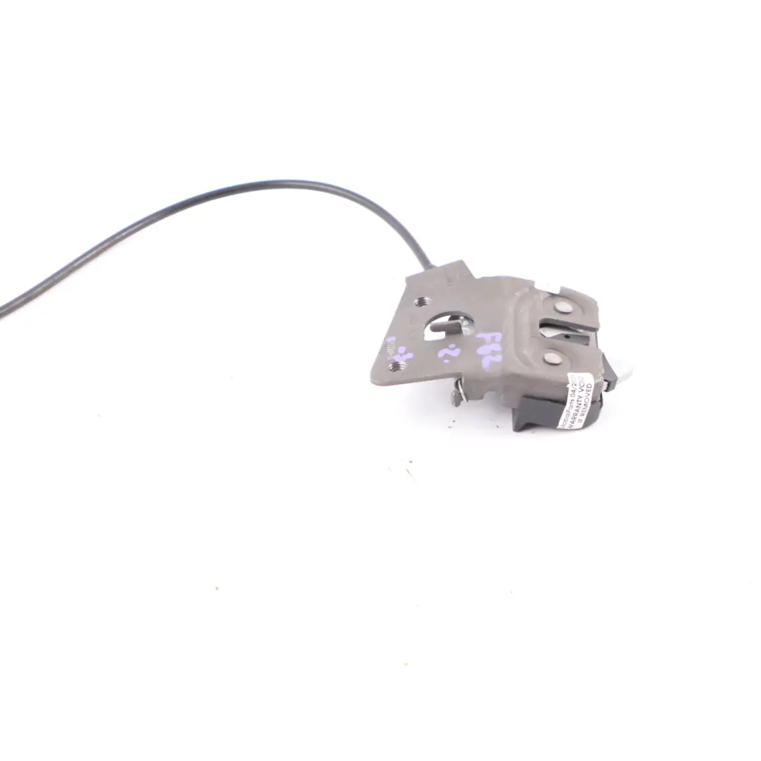 BMW F82 M4 Rear Seat Frame Mechanism Right O/S Lock Catch Handle - SKU 7112864-3 - Part number 7112864