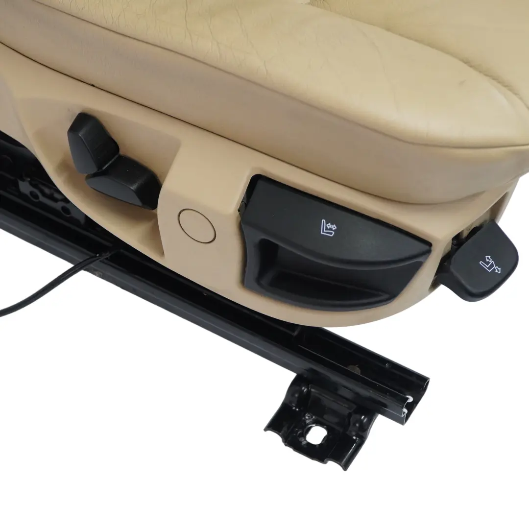 Beige Cuero Delantero Derecho Asiento para BMW E60 E61 con número de pieza 7113112 BMW E60 E61 Beige Cuero Delantero Derecho Asiento - SKU 7113112-3 - Número de pieza 7113112