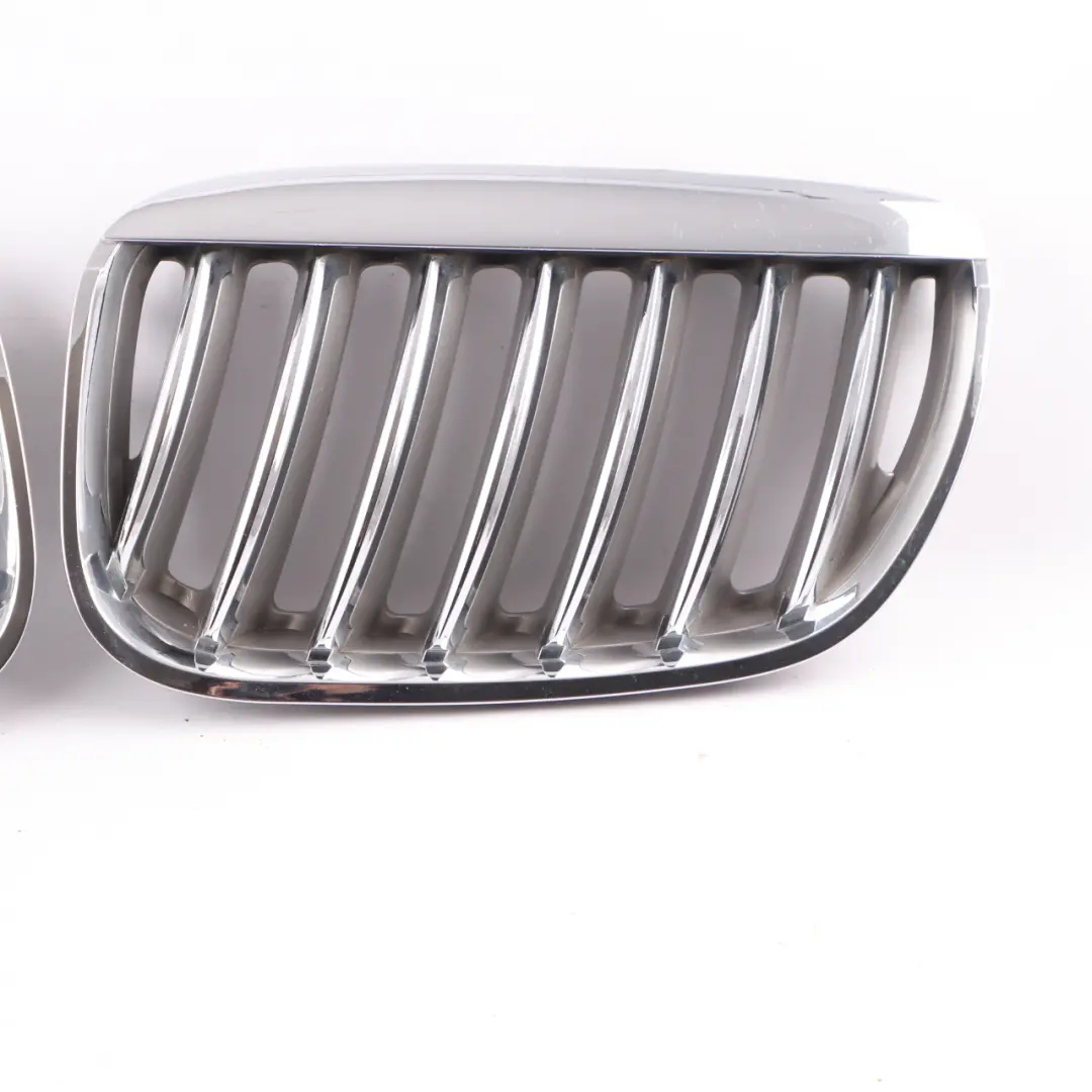 Front Grille Kidney Radiator Air Inlet Left Right N/O/S Set Chrome to BMW X5 E53 with Part number 7113734 BMW X5 E53 Front Grille Kidney Radiator Air Inlet Left Right N/O/S Set Chrome - SKU 7113734/7113733 - Part number 7113734