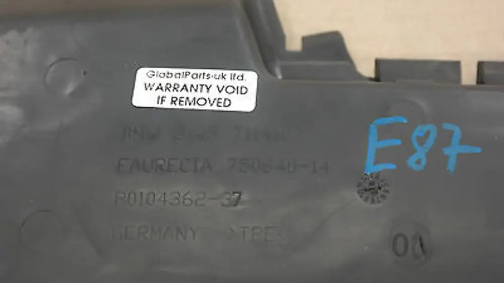 Glove Box Rubber Insert Tray Cover 5145 to BMW 1 Series E87 with Part number 7114107 BMW 1 Series E87 Glove Box Rubber Insert Tray Cover 5145 - SKU rhd-7114107 - Part number 7114107