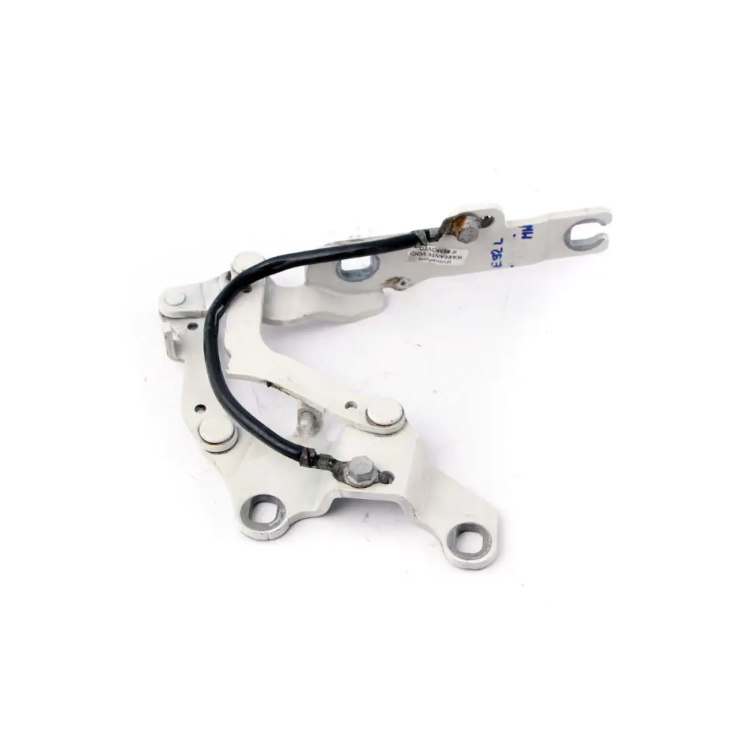 Scharnier Frontklappe Links Mineralweiss A96 für BMW 3 er E90 E91 E92 E93 mit Teilenummer 7115263 BMW 3 er E90 E91 E92 E93 Scharnier Frontklappe Links Mineralweiss A96 - SKU 7115263-MW - Teilenummer 7115263