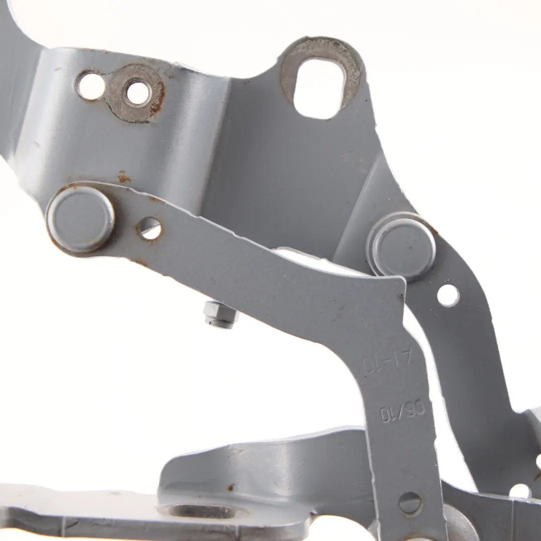 BMW 3 E90 E90N E91 E91N E92 E93 LCI Charniere Rabat a Gauche - SKU 7115263-WB - Numéro de pièce 7210677