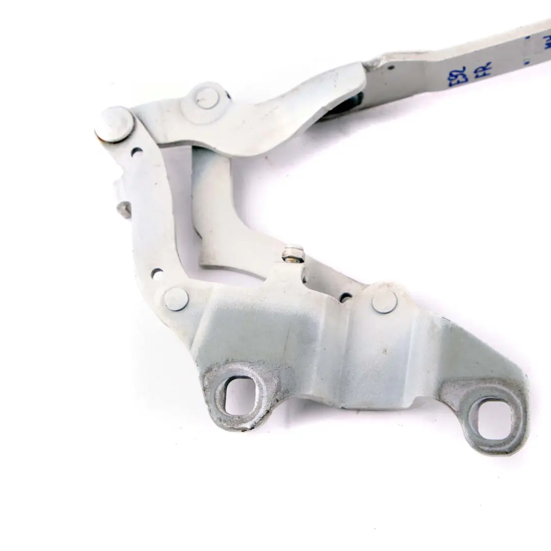 Front Right Engine Bonnet Hinge O/S Mineralweiss Mineral White A96 to BMW E90 E92 with Part number 7115264 BMW E90 E92 Front Right Engine Bonnet Hinge O/S Mineralweiss Mineral White A96 - SKU 7115264-MW - Part number 7115264