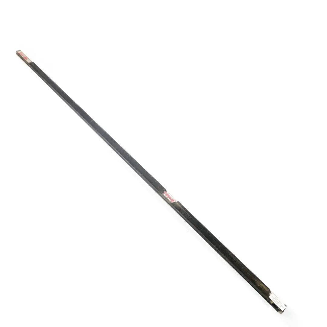 Couvre canal exterieur de porte arriere droite pour BMW E61 E61 LCI à propos du numéro de pièce 7115422 BMW E61 E61 LCI Couvre canal exterieur de porte arriere droite - SKU 7115422 - Numéro de pièce 7115422