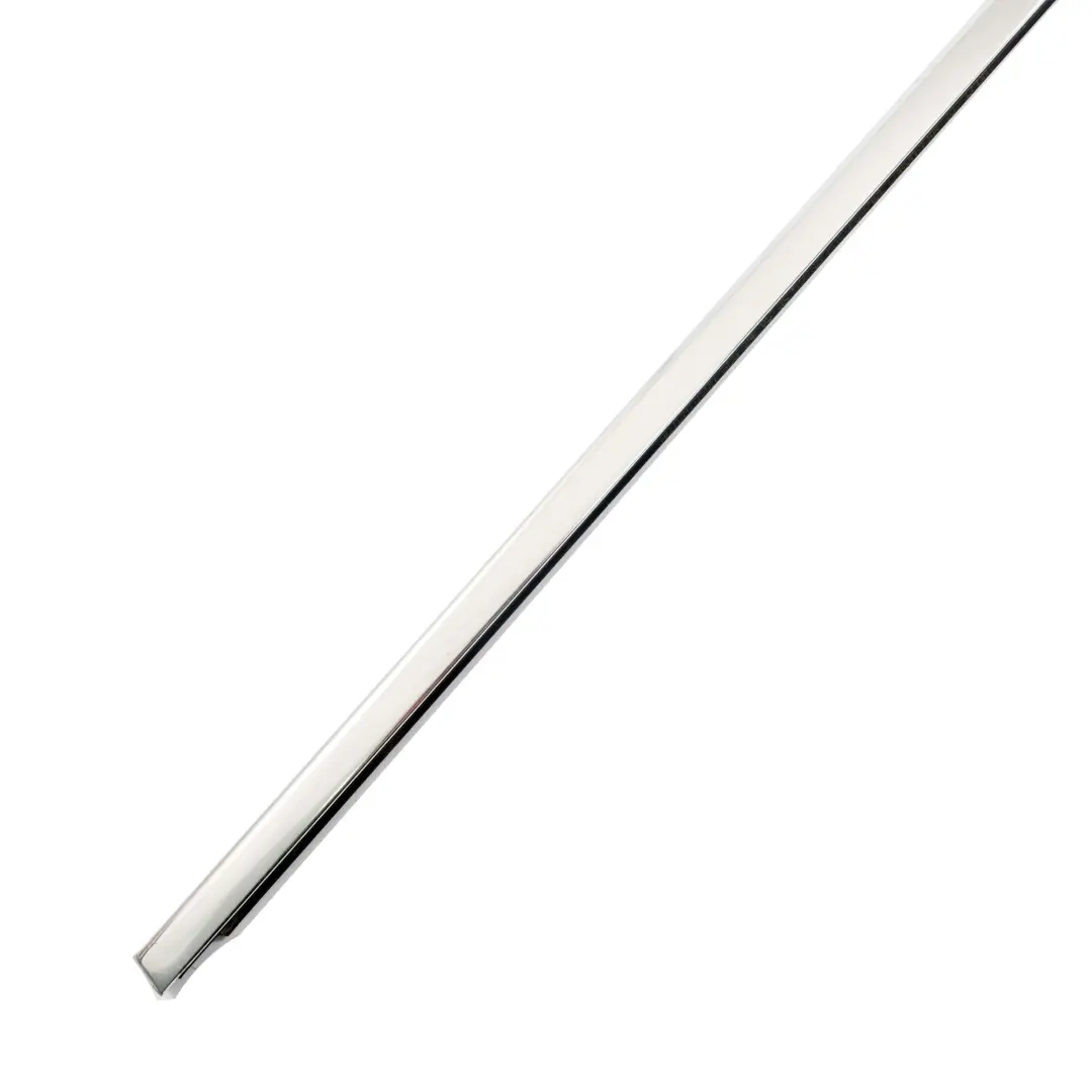 Couvre canal exterieur de porte arriere droite pour BMW E61 E61 LCI à propos du numéro de pièce 7115422 BMW E61 E61 LCI Couvre canal exterieur de porte arriere droite - SKU 7115422 - Numéro de pièce 7115422