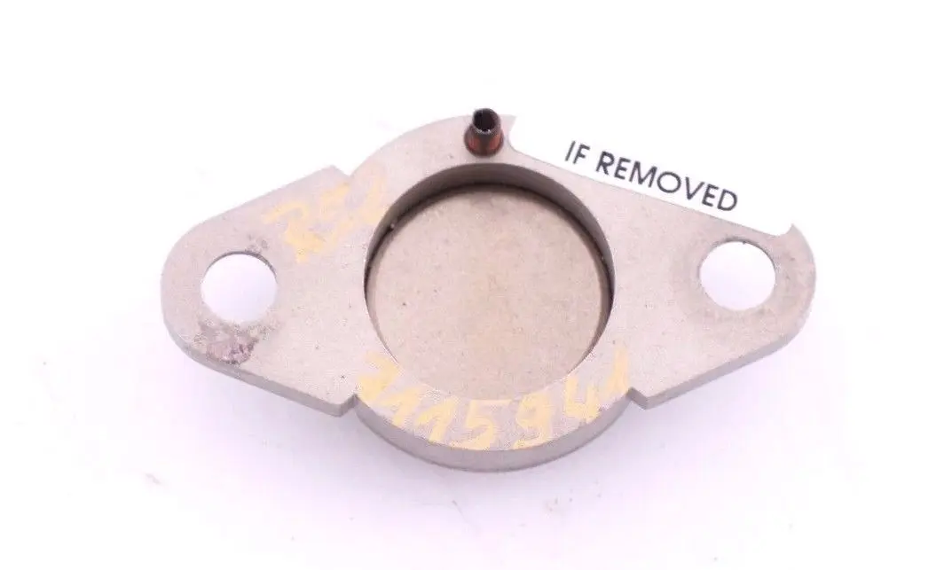 Base Plate Rear View Interior Mirror to Mini Cabrio Cooper One R52 R57 with Part number 7115941 Mini Cabrio Cooper One R52 R57 Base Plate Rear View Interior Mirror - SKU 7115941 - Part number 7115941