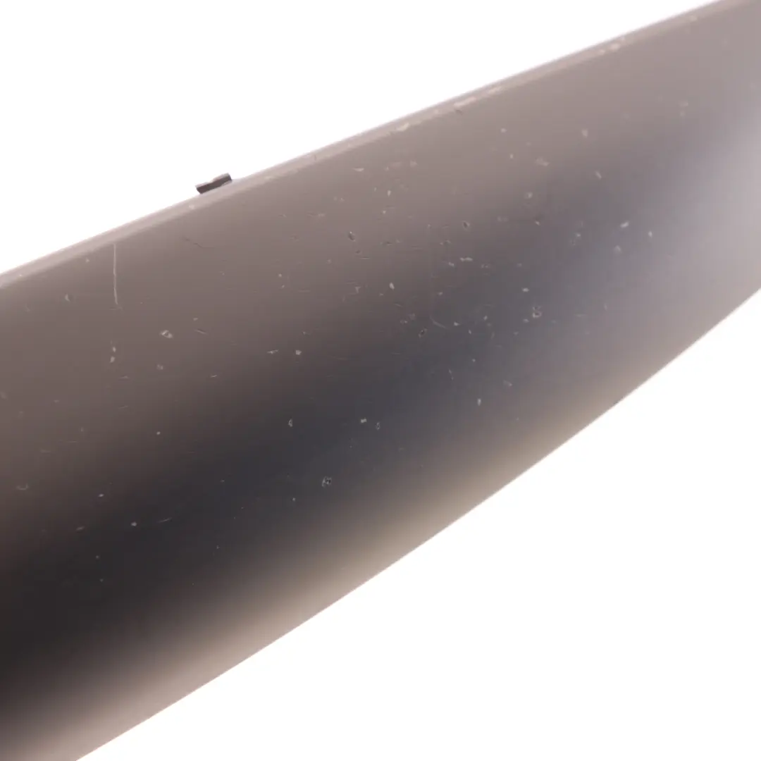 Bande Décorative Porte Avant Droite Ruthenium Gris 7116048 pour BMW E63 E64 à propos du numéro de pièce 7116050 BMW E63 E64 Bande Décorative Porte Avant Droite Ruthenium Gris 7116048 - SKU 7116050 - Numéro de pièce 7116050