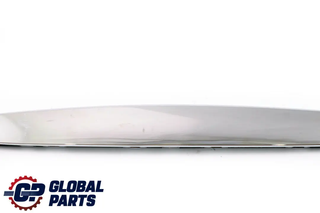BMW E90 E91 Garniture Supérieure De Capot Moteur Droit - SKU 7117242 - Numéro de pièce 51137117242