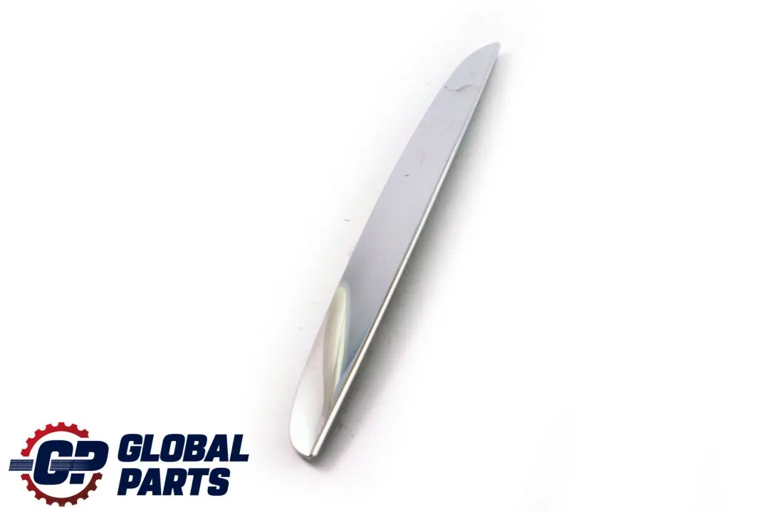 Cubierta Del Capó Del Motor Moldura Superior Derecha para BMW E90 E91 con número de pieza 51137117242 BMW E90 E91 Cubierta Del Capó Del Motor Moldura Superior Derecha - SKU 7117242 - Número de pieza 51137117242