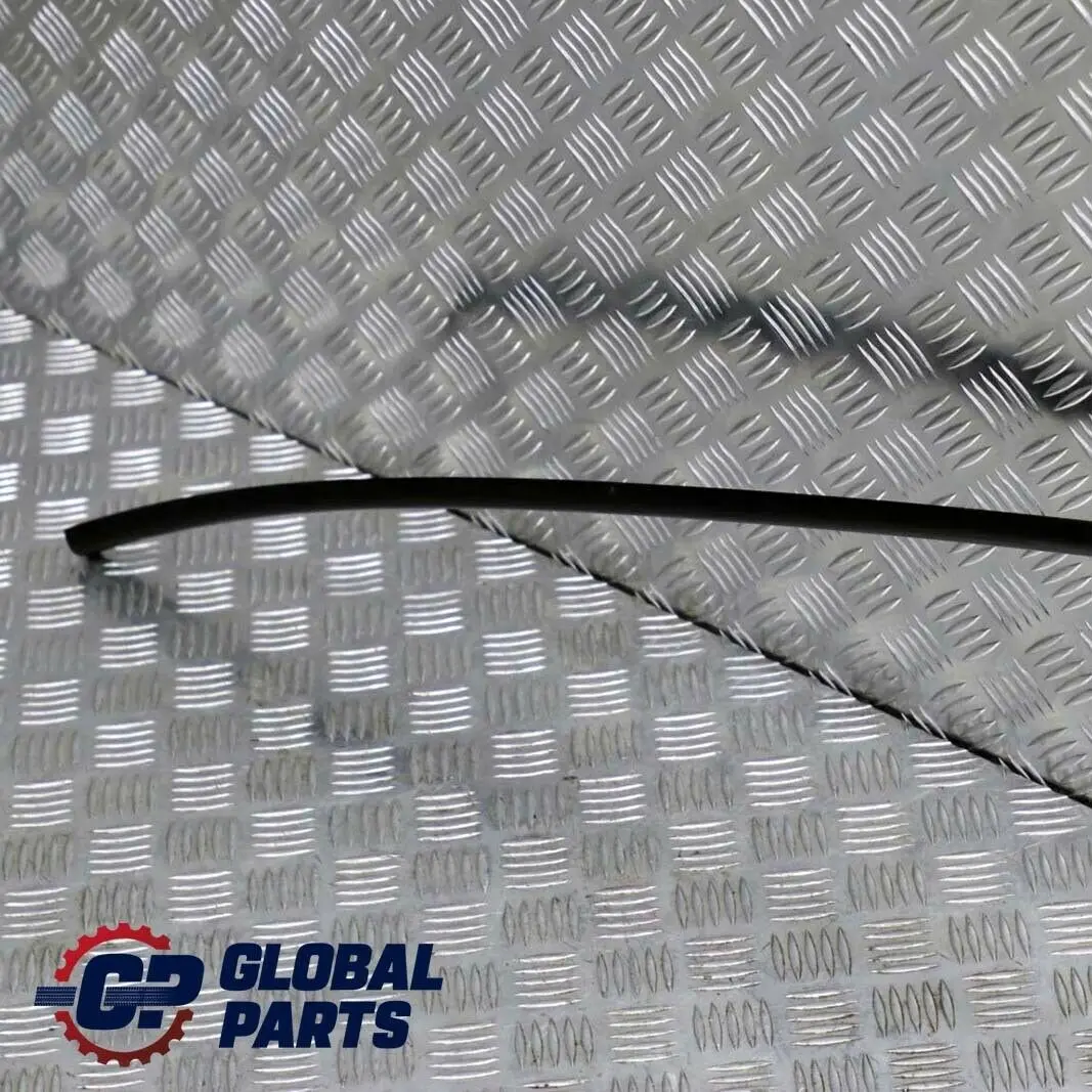 Techo Moldura Tira Marco Lateral Derecho Negro Mate para BMW E90 con número de pieza 7117244 BMW E90 Techo Moldura Tira Marco Lateral Derecho Negro Mate - SKU 7117244 - Número de pieza 7117244