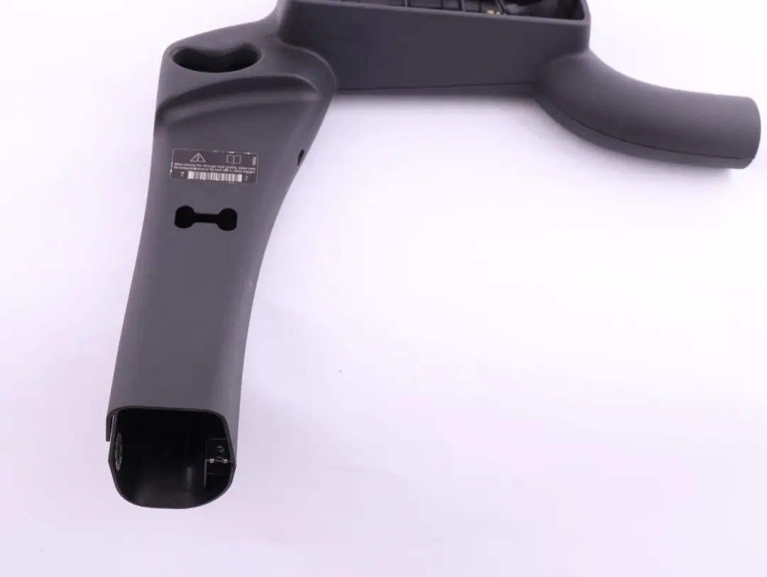 Tapa Embellecedor Cinturón Salida Techo Negro Barra Antivuelco para Mini Cabrio R52 con número de pieza 7117266 Mini Cabrio R52 Tapa Embellecedor Cinturón Salida Techo Negro Barra Antivuelco - SKU 7117266 - Número de pieza 7117266