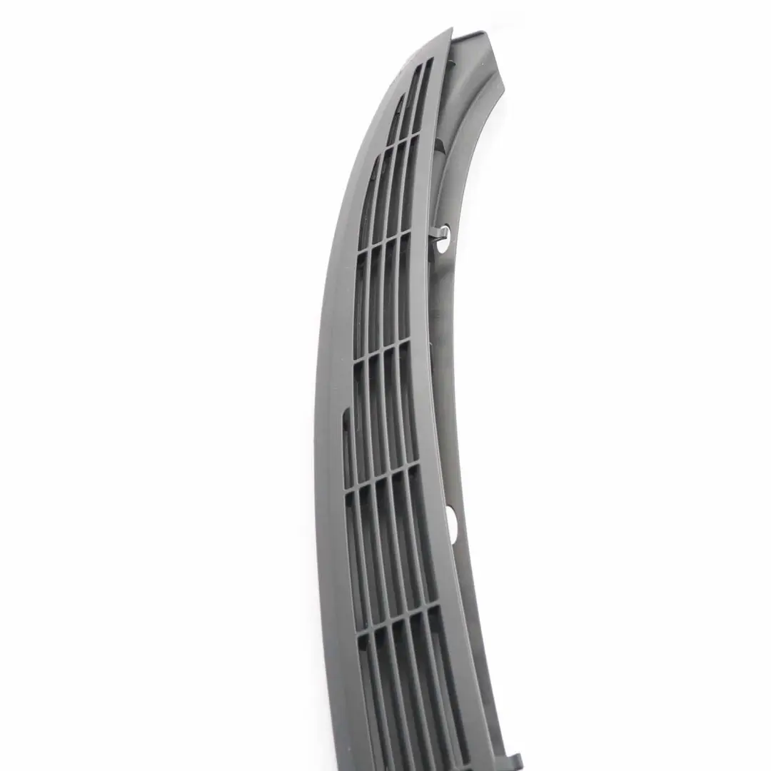 BMW E92 Panneau d'habillage grille d'aération de la lunette arrière Noir - SKU 7117592 - Numéro de pièce 7117592