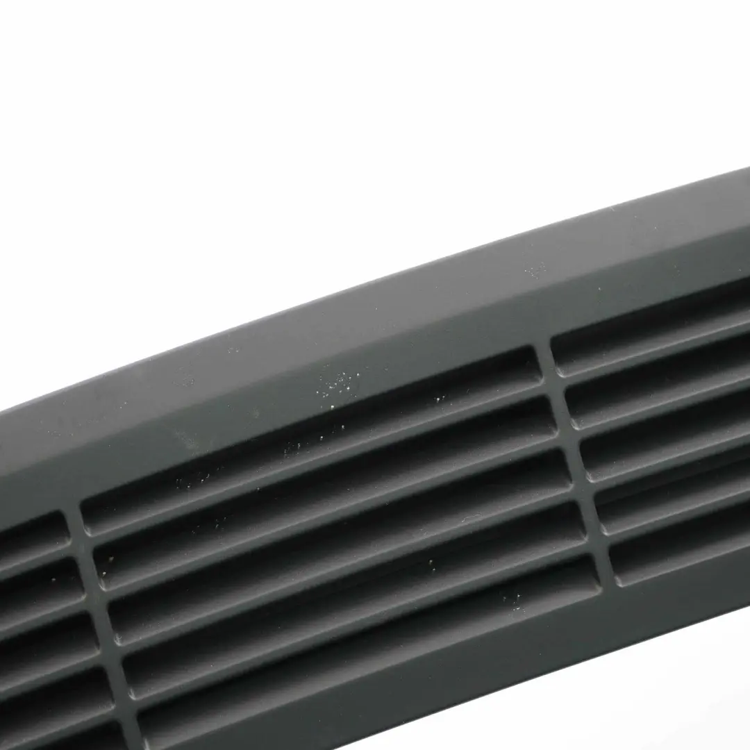 Hintere Fensterablage Lüftungsgitter Abdeckung Blende Schwarz für BMW E92 mit Teilenummer 7117592 BMW E92 Hintere Fensterablage Lüftungsgitter Abdeckung Blende Schwarz - SKU 7117592 - Teilenummer 7117592