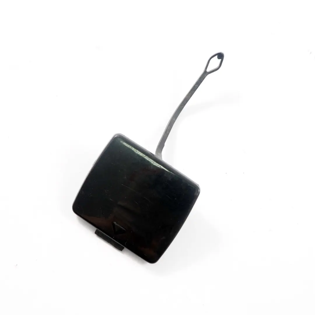 Copertura paraurti posteriore BMW E87 Towing Eye Black Sapphire Metallic 7117625 per con numero di parte 0032634 Copertura paraurti posteriore BMW E87 Towing Eye Black Sapphire Metallic 7117625 - SKU 7117625-BS1 - Numero di parte 0032634