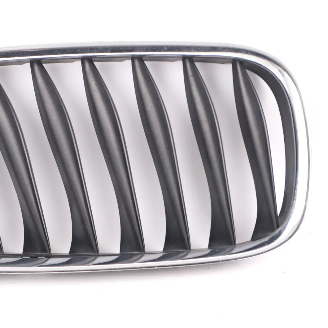 BMW Z4 E85 E86 Parachoques Delantero Rejilla Central Derecha Grafito - SKU 7117758-1 - Número de pieza 7117758