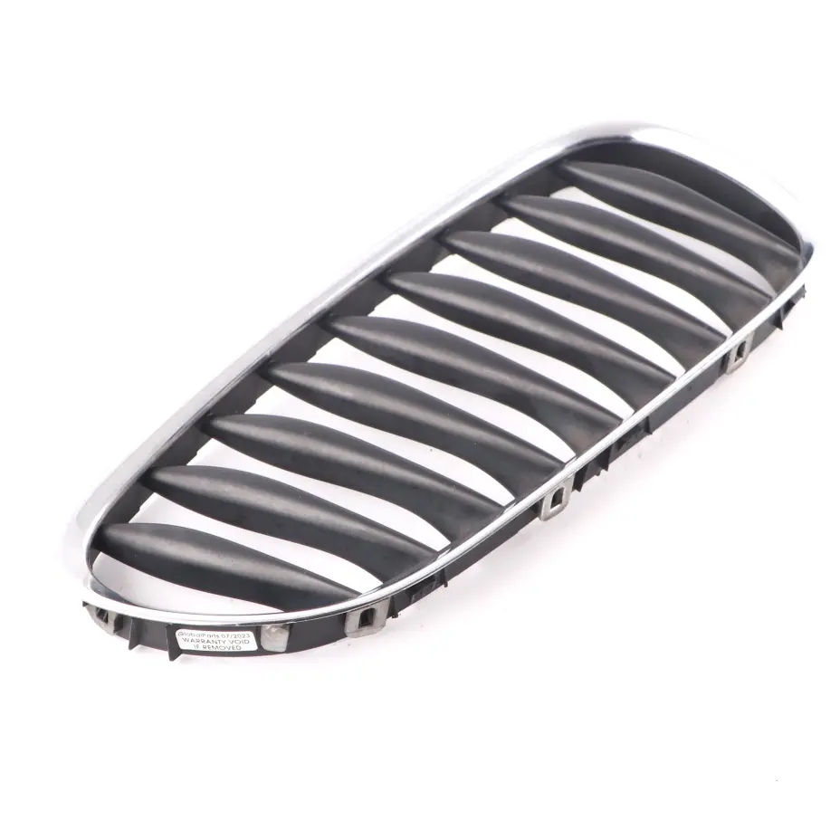 Front Bumper Centre Grille Right O/S Graphite to BMW Z4 E85 E86 with Part number 7117758 BMW Z4 E85 E86 Front Bumper Centre Grille Right O/S Graphite - SKU 7117758-1 - Part number 7117758