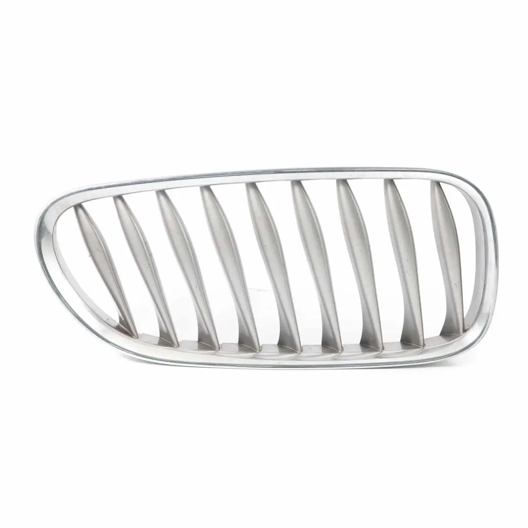 Front Bumper Centre Grille Right O/S Graphite to BMW Z4 E85 E86 with Part number 7117758 BMW Z4 E85 E86 Front Bumper Centre Grille Right O/S Graphite - SKU 7117758 - Part number 7117758