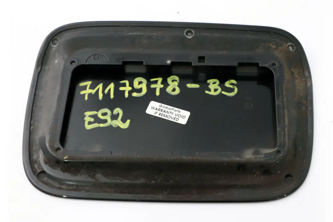 BMW E92 Klapka wlewu paliwa black saphire - SKU 7117978-BS - Numer Części 7117978