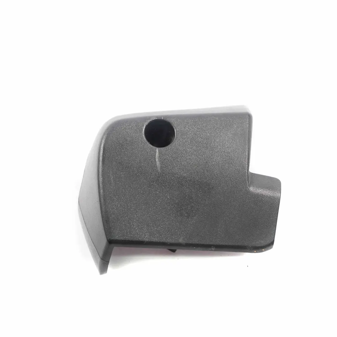 Rivestimento Interno Sedile Anteriore Nero Sinistro per BMW E81 E88 con numero di parte 7118477 BMW E81 E88 Rivestimento Interno Sedile Anteriore Nero Sinistro - SKU 7118477 - Numero di parte 7118477