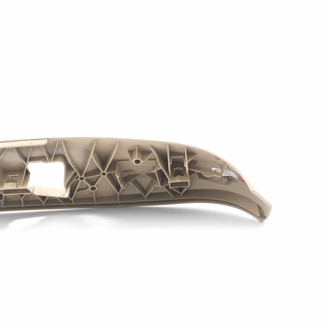 Asiento Deportivo Delantero Panel Exterior Derecho Beige para BMW X1 E84 E90 E91 con número de pieza 52107157396 BMW X1 E84 E90 E91 Asiento Deportivo Delantero Panel Exterior Derecho Beige - SKU 7118482 - Número de pieza 52107157396