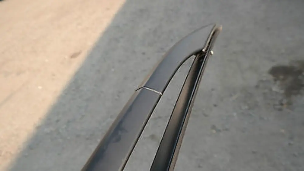 BMW E91 E91N LCI Barandilla de techo, izquierda - SKU 7118503-1 - Número de pieza 51137118503