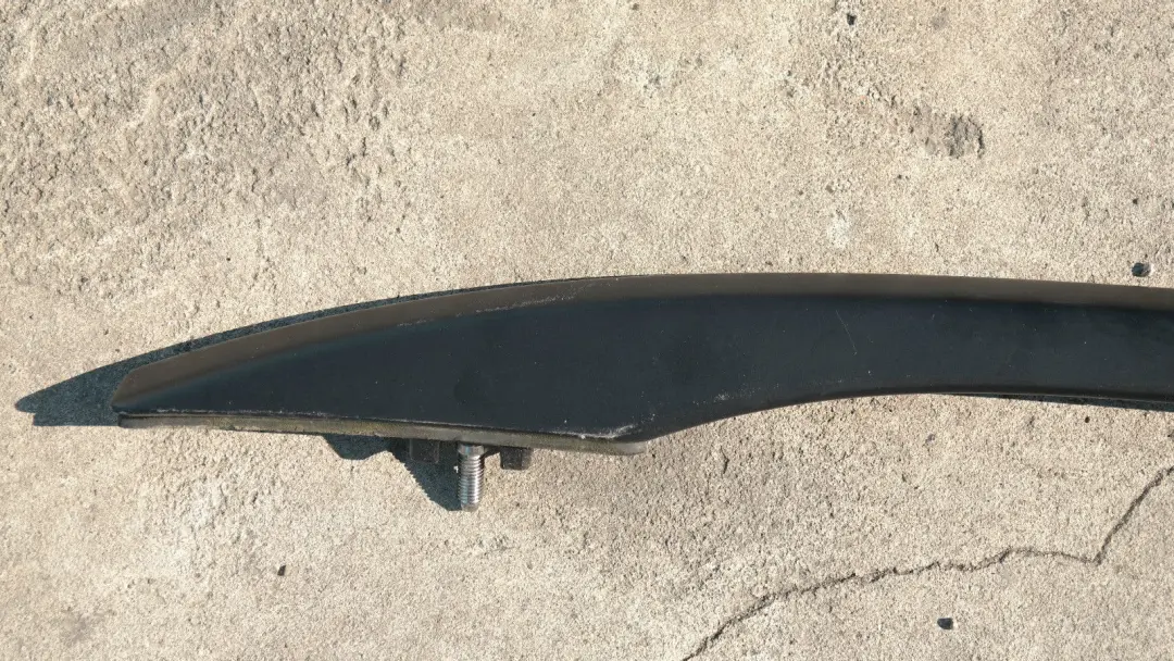 Barra de techo derecha moldura exterior 7118504 para BMW E91 E91N con número de pieza 51137118504 BMW E91 E91N Barra de techo derecha moldura exterior 7118504 - SKU 7118504-1 - Número de pieza 51137118504