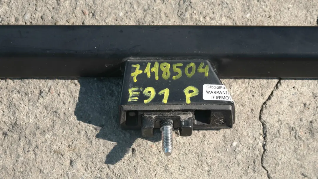 BMW E91 E91N Barre de toit droite garniture extérieure 7118504 - SKU 7118504-1 - Numéro de pièce 51137118504