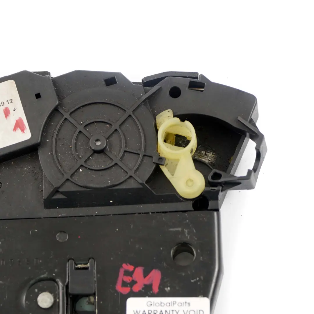 Mecanismo de Cierre Tapa del Maletero Touring para BMW E91 con número de pieza 7119049 BMW E91 Mecanismo de Cierre Tapa del Maletero Touring - SKU 7119049-1 - Número de pieza 7119049