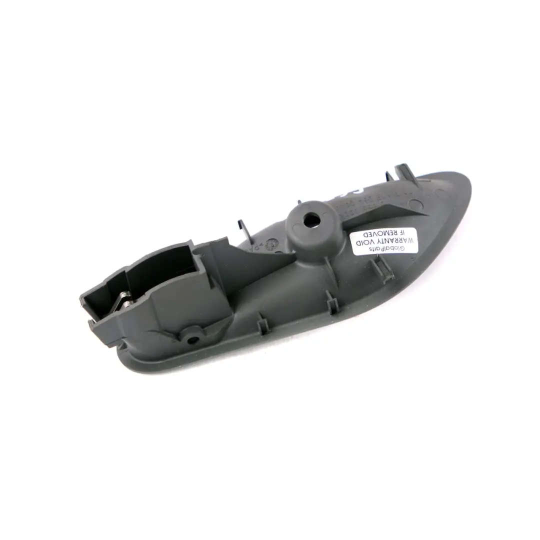 Maniglia porta interna destra Grigio Rutenio per BMW E63 E64 con numero di parte 7116064 BMW E63 E64 Maniglia porta interna destra Grigio Rutenio - SKU 7119062 - Numero di parte 7116064