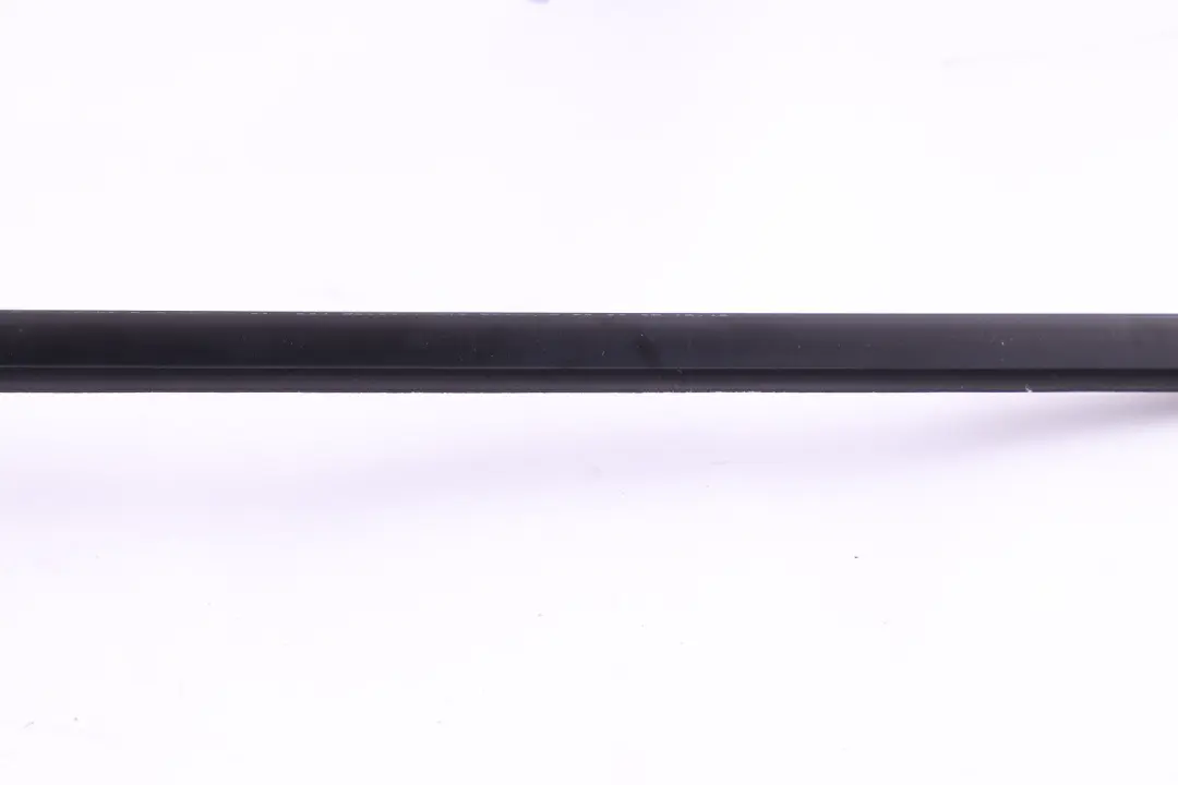 BMW E92 E93 LCi Cubrecanal Exterior Puerta Delantera Derecha Negro - SKU 7119086 - Número de pieza 7119080