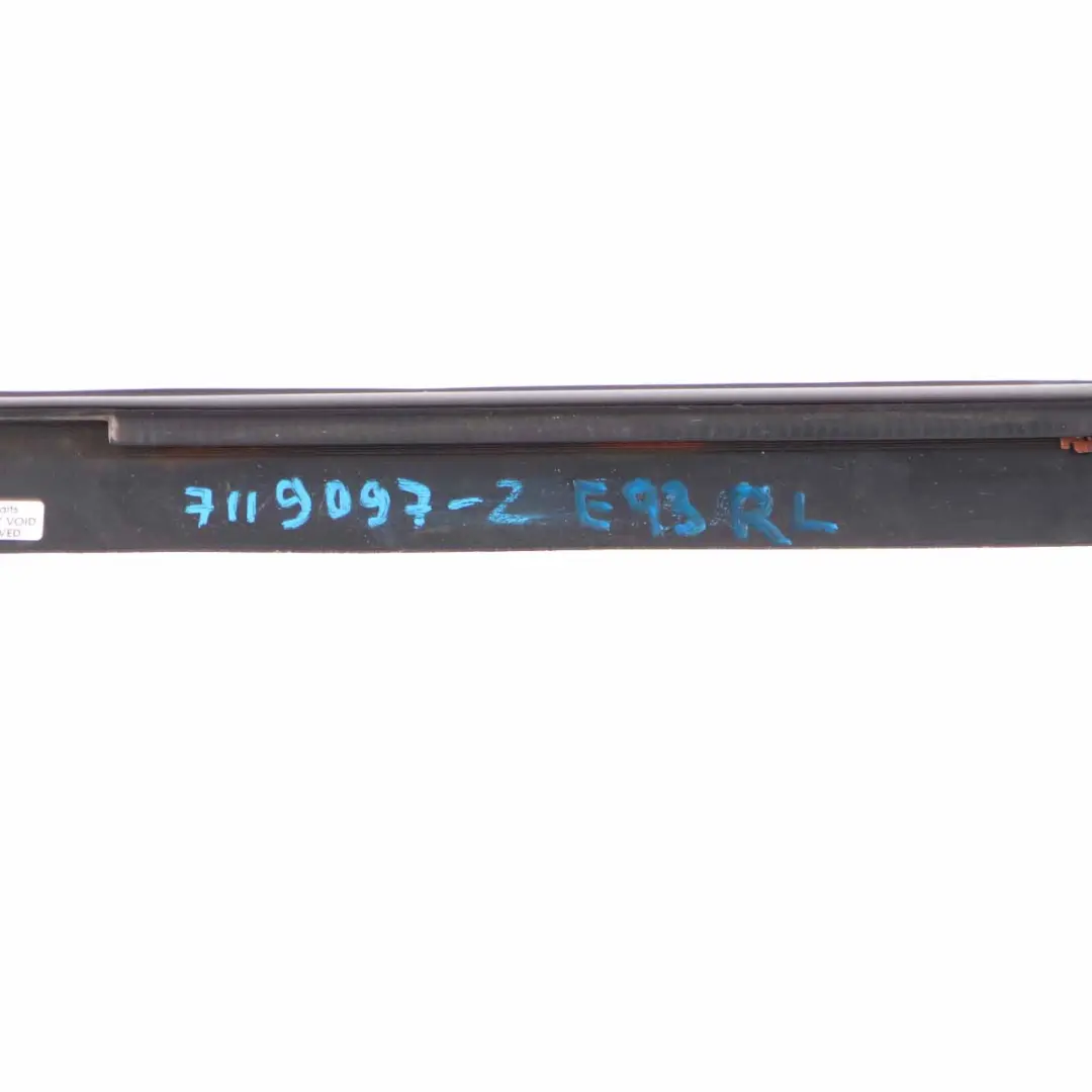 Finitura Finestrino Laterale Cabrio Cromato Posteriore Sinistro per BMW E93 con numero di parte 7119097 BMW E93 Finitura Finestrino Laterale Cabrio Cromato Posteriore Sinistro - SKU 7119097-2 - Numero di parte 7119097