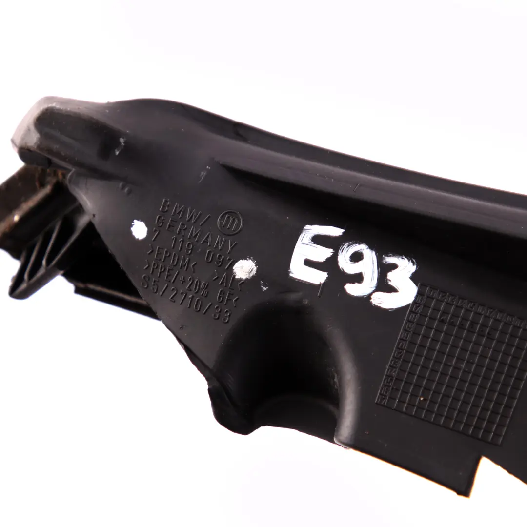 E93N LCI Side Window Finisher Chrome Rear Left N/S to BMW 3 Series E93 with Part number 7119097 BMW 3 Series E93 E93N LCI Side Window Finisher Chrome Rear Left N/S - SKU 7119097 - Part number 7119097