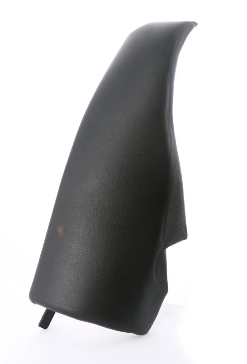 Pezzo Laterale Pelle Destra Pelle Black per BMW E61 Touring con numero di parte 7119124 BMW E61 Touring Pezzo Laterale Pelle Destra Pelle Black - SKU 7119124 - Numero di parte 7119124